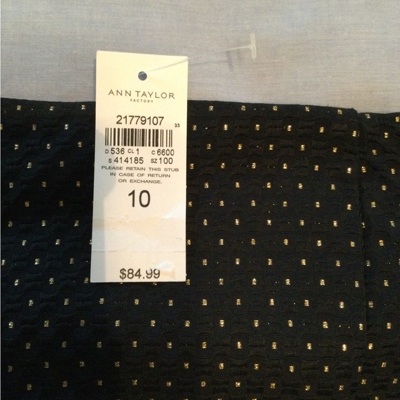 Ann Taylor Skirt - Picture 2 of 3